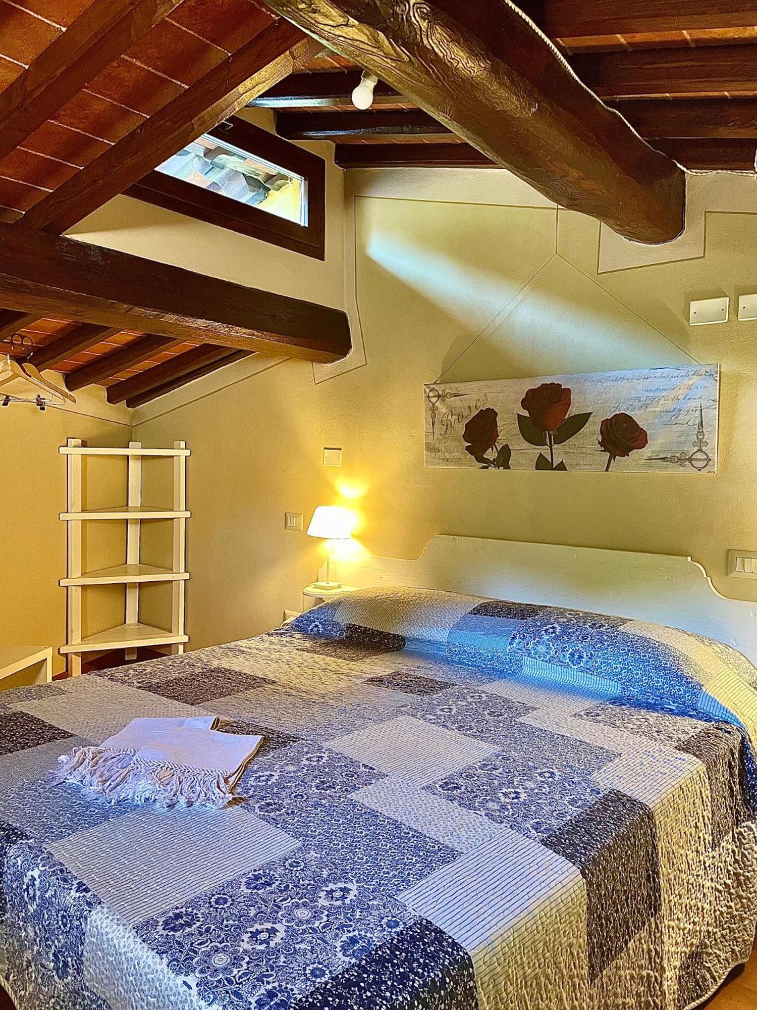 Il Cortile Delle Rose Holiday House 佩鲁贾 外观 照片
