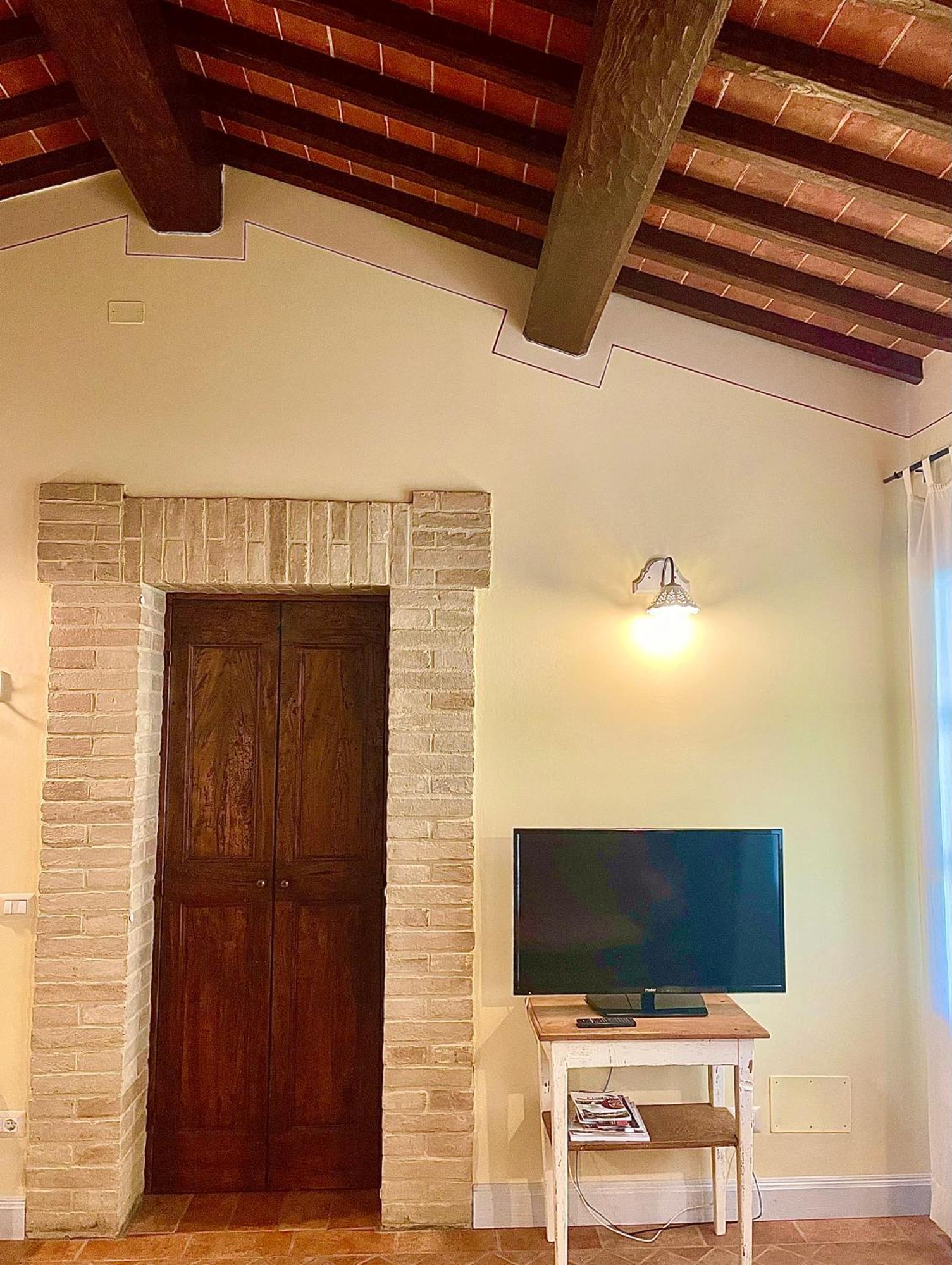 Il Cortile Delle Rose Holiday House 佩鲁贾 外观 照片