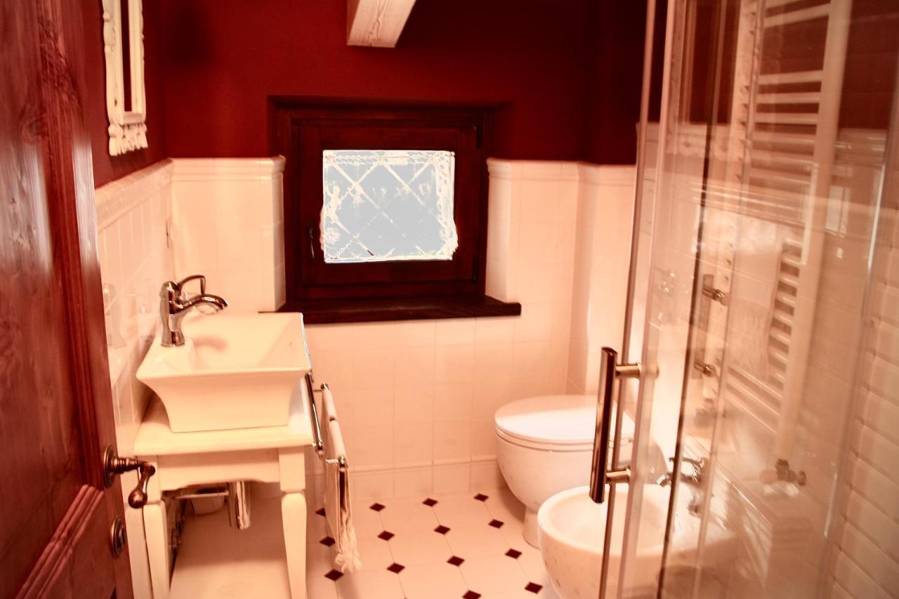 Il Cortile Delle Rose Holiday House 佩鲁贾 外观 照片